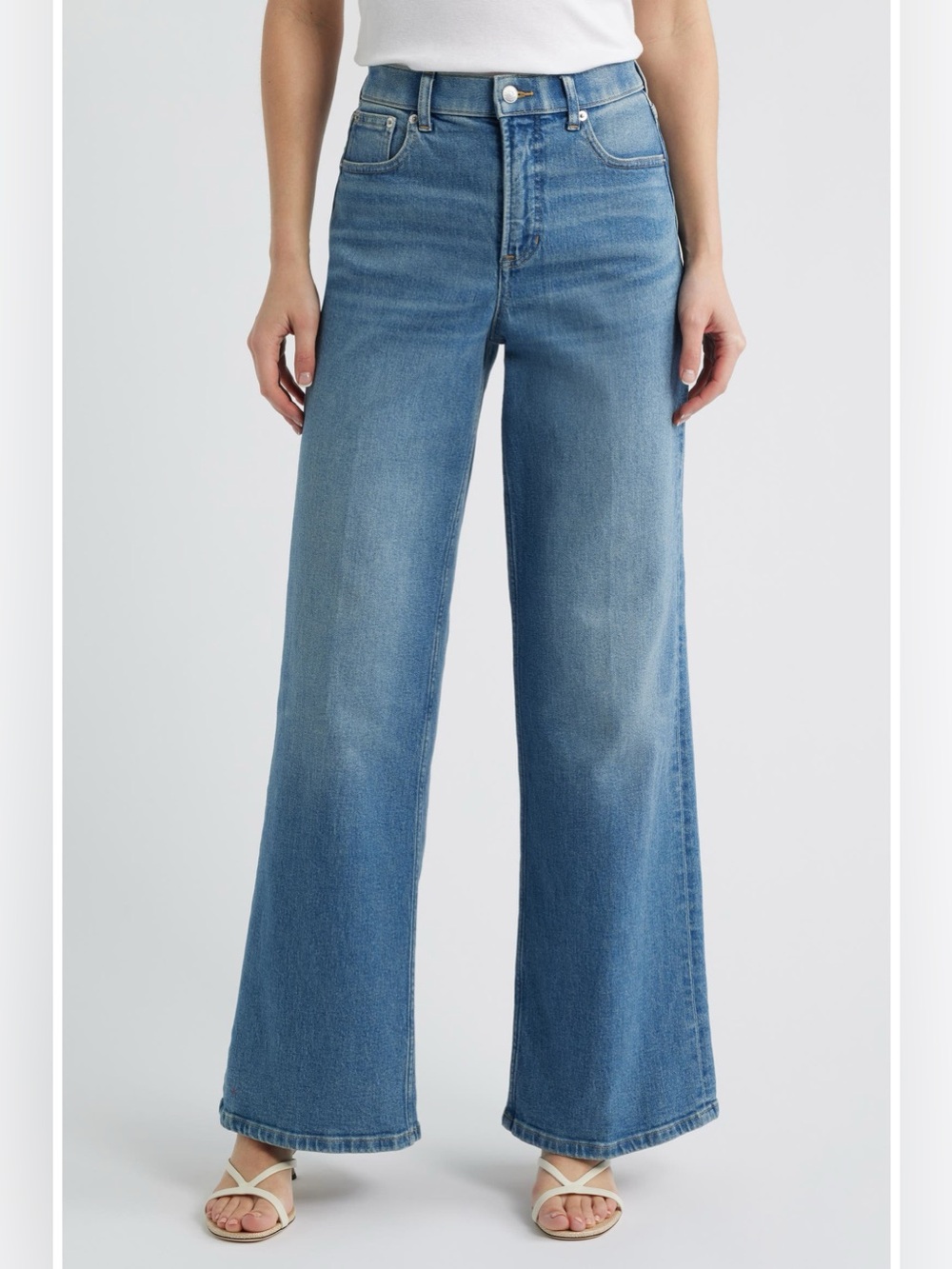 SPANX Shape Authentic 360 High Waist Wide Leg Jeans Size XSP Wilmington Wash